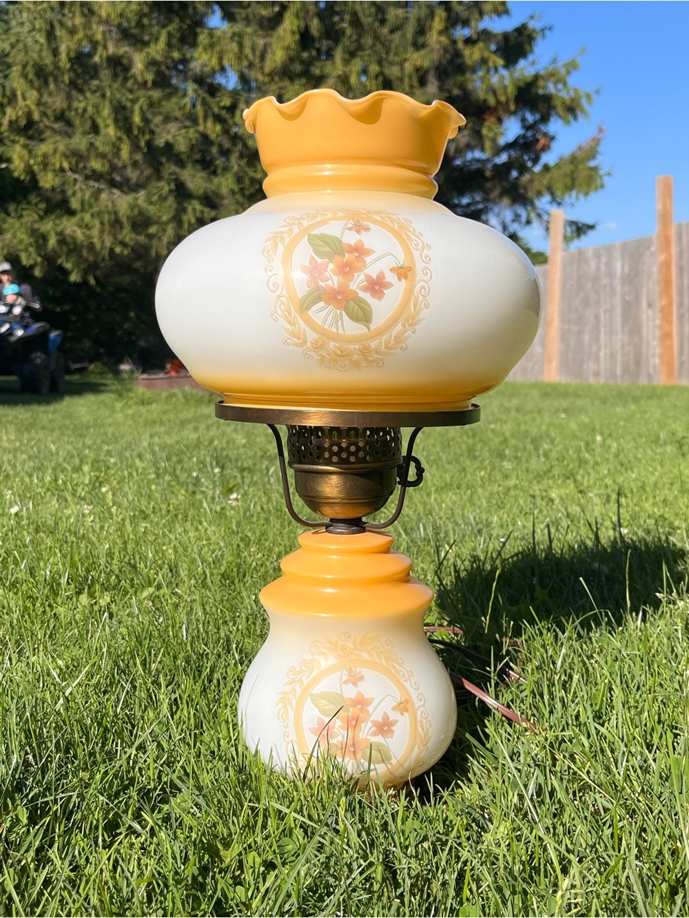 Vintage Hurricane Lamp “Gone With The Wind” Motif -ELECTRIC
